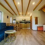 Apartament Koło Brzegu *