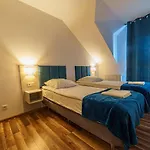 Apartament Koło Brzegu *