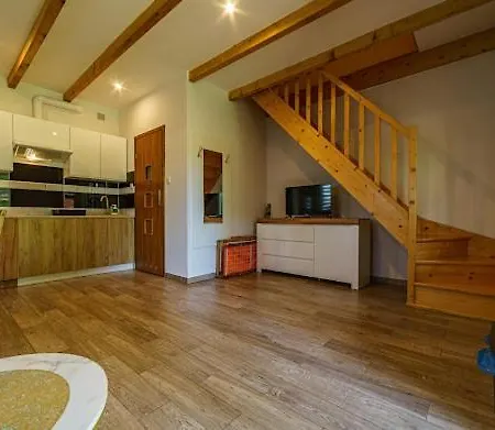 Kolo Brzegu Διαμέρισμα *